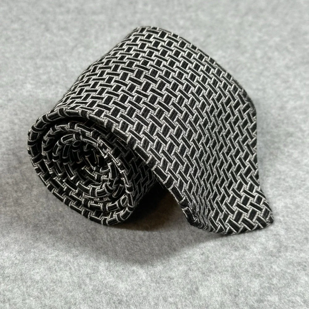 Vintage Geoffrey Beene Silk Tie Black Silver Geometric USA Designer 90s 59x3.75